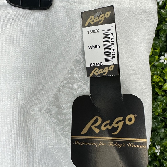 Rago Brand girdle/tummy control garter size 8x - Picture 3 of 3